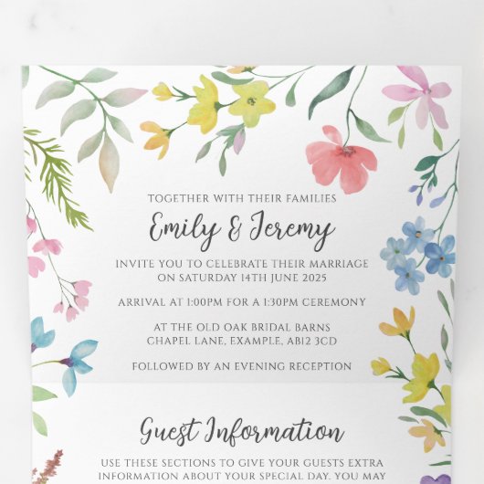 Spring Florals Trifold Wedding Einladung (Innen Erste Seite)