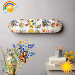 Spring Garden Butterfly Regenbogen Sonnenschein Gr Skateboard<br><div class="desc">Ein schönes Skateboard mit viel Sonne und Regenbogen für Kinder und Erwachsene. Das Design umfasst Regenbögen,  Sonne,  Sonnenschein,  Frühlingsblumen,  Schmetterling,  Grün und Blattwerk,  perfekte Elemente für einen Frühlingshafen für Liebhaber. Ideal als Geschenk für Kinder an Geburtstagen und Erwachsene an Jubiläen und anderen Anlässen.</div>