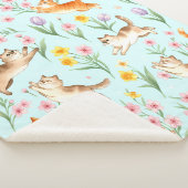 Spring Garden Romp – Playful Cats & Blossoms Sherpadecke (3/4)