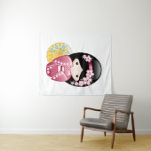 Spring Kokeshi Doll - Niedliches japanisches Geish Wandteppich (Beispiel (Horizontal))
