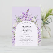 Spring Lavender Floral Arch Lila Brautparty Einladung (Stehend Vorderseite)