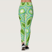 Spring Lily Muster in Sky Blue, Butter Yellow und Leggings (Rückseite)