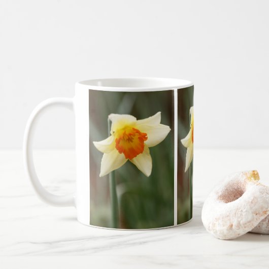 Spring Orange Daffodil Tasse (Mit Donut)