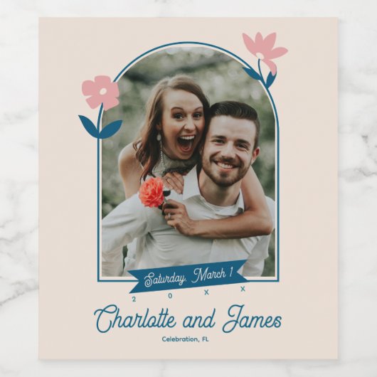 Spring Pastel Petals Save the Date Weinetikett (Einzelnes Label)