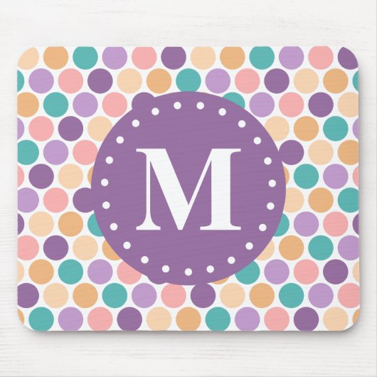 Spring Pastel Polka Dots Muster mit Monogramm Mousepad (Vorne)