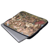 Spring Roundelay (von Edward Atkinson Hornel) Laptopschutzhülle (Vorne Knopf)