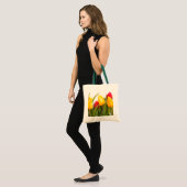 Spring Tulip Garden Tote Tag Tragetasche (Vorderseite (Model))