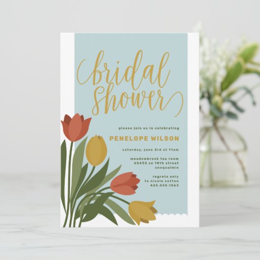 Spring Tulips Bridal Dusche Einladung (Stehend Vorderseite)