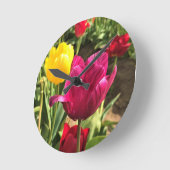 Spring Tulips, Oregon Runde Wanduhr (Winkel)