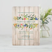 Spring Wildflowers on Wood Wedding Invitation  Einladung (Stehend Vorderseite)