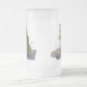 Springen des Forellenbarschs Mattglas Bierglas (Mittel)