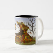 "Springend in Blätter" Tasse (VorderseiteRechts)