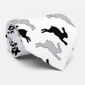 springende Kaninchen auf weiß Krawatte (Gerollt)