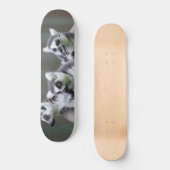 SPRINGENDE LEMUREN SKATEBOARD (Vorderseite)