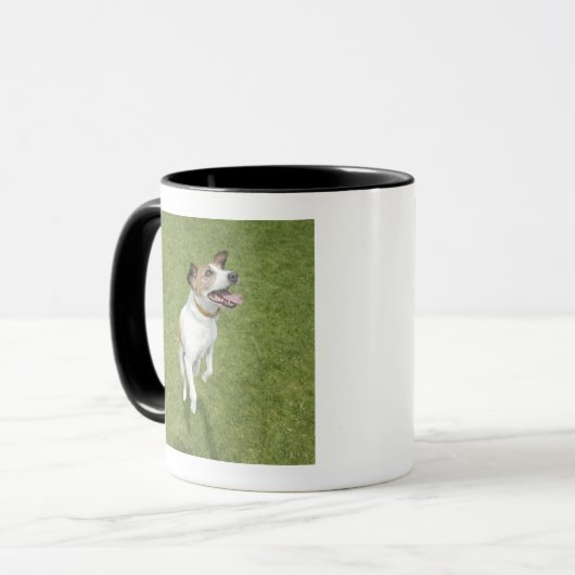 Springender Jackrussell-Terrier, erhöhte Ansicht Tasse (Vorderseite Links)