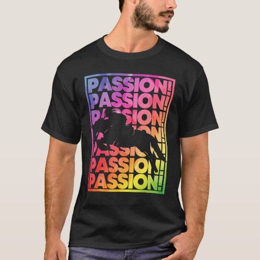 Springendes Pferd mit farbenfrohen Mädchen Reitspo T-Shirt (Vorderseite)