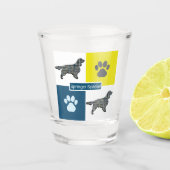 Springer Spaniel Dog Silhouette & Paw Y&B Grid Schnapsglas (Vorderseite)