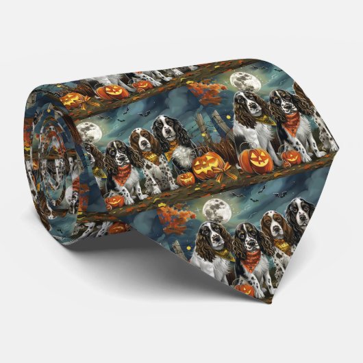 Springer Spaniel Halloween Gruselig Krawatte (Gerollt)