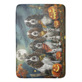 Springer Spaniel Halloween Spooky Badematte (Vorderseite Vertikal)