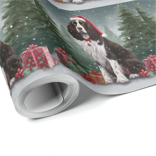 Springer Spaniel Hund in Schneeweihen Geschenkpapier (Rolleneckpunkt)
