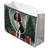 Springer Spaniel Hund in Schneeweihen Große Geschenktüte (Rückseite Schrägansicht)