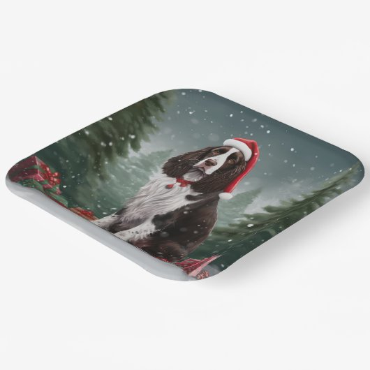 Springer Spaniel Hund in Schneeweihen Pappteller (Gewinkelt)