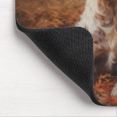 Springer Spaniel im Herbstlaubfall inspiriert Mousepad (Ecke)