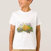 Springtime Bunnies in einem Bereich der Blume T-Shirt (Vorderseite)