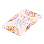 Sprinkler mit Liebe Donut Babydusche Magnet (Linke Seite)