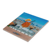 Spritz Cocktail auf einem Tisch mit Blick auf Mail Fliese (Seite)