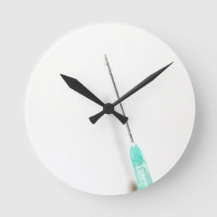Spritze-Einspritzung Runde Wanduhr