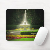 Spritzenbrunnen für Blumengarten Mousepad (Mit Mouse)