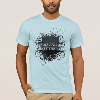 Spritzer auf den hellen Männern - besonders T-Shirt