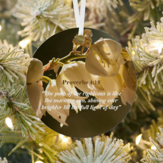 Sprüche 4:18 ornament aus metall