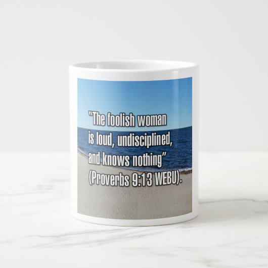 Sprüche 9:13 WEBU Tasse (Vorderseite)
