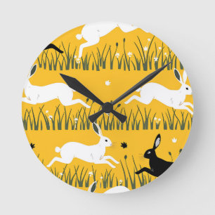 Sprunghase Senfmuster Wiese Runde Wanduhr