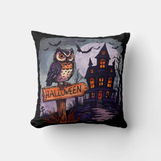 Spuk Eule und Spooky House - gotisches Halloween Kissen