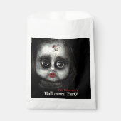 Spuk Halloween-Party der Creepy Doll mit Name Geschenktütchen (Vorderseite)