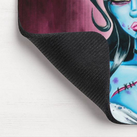 Spuk Villenmädchen Mousepad (Ecke)