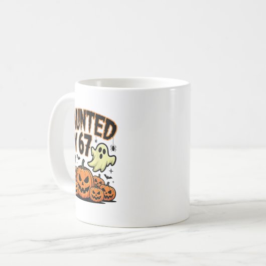 Spuk von 67 - Witziges Geist und KürbisHalloween Kaffeetasse (Vorderseite Links)