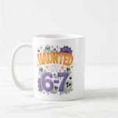 Spuk von 67 - Witziges Geist und KürbisHalloween Kaffeetasse (Links)