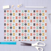 Spulen des Fadens und des nähenden Knopf-Musters Seidenpapier (Handwerk)