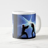 Spüre die Macht Jumbo-Tasse (Vorderseite Rechts)