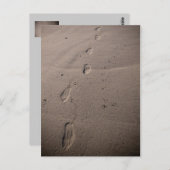 Spuren im Sand - Fußspuren am Strand Postkarte (Vorne/Hinten)