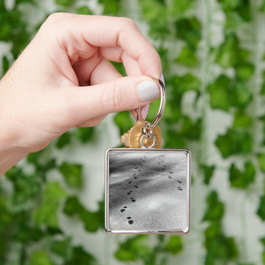Spuren im Schnee Schlüsselanhänger (Hand)