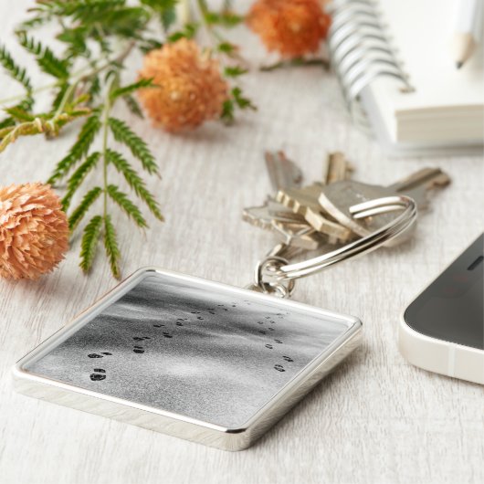 Spuren im Schnee Schlüsselanhänger (Seite)