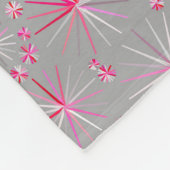 Sputnik-Muster aus der Mitte, Grau und Fuchsia Fleecedecke (Ecke)