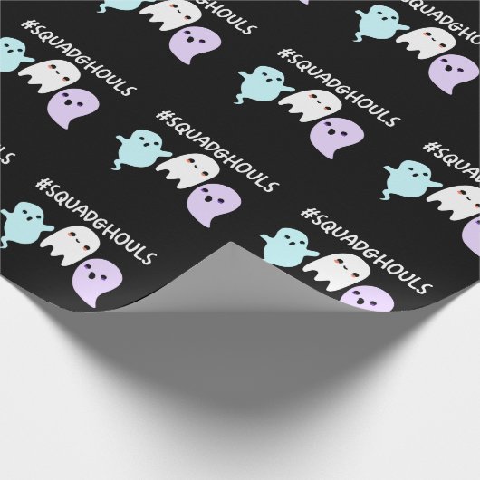 Squad Ghouls Funny Halloween Ghost Pun Dark BG Geschenkpapier (Ecke)