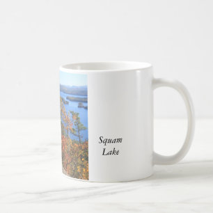 Squam See-Klapperschlangen-Klippen im Herbst Kaffeetasse