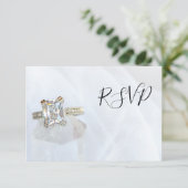 Square Diamond Ring Pillar Crystal Wedding RSVP Karte (Stehend Vorderseite)